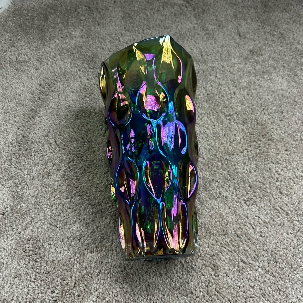 Large Green Optic Iridescent Glass Vase - Picture 2 of 7